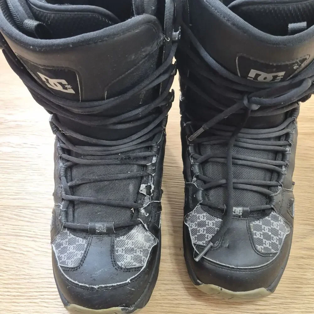 DC Phase 09 Snowboard Boots Mens 14 Black Gray Check Lace Up 2009 DC Logo READ